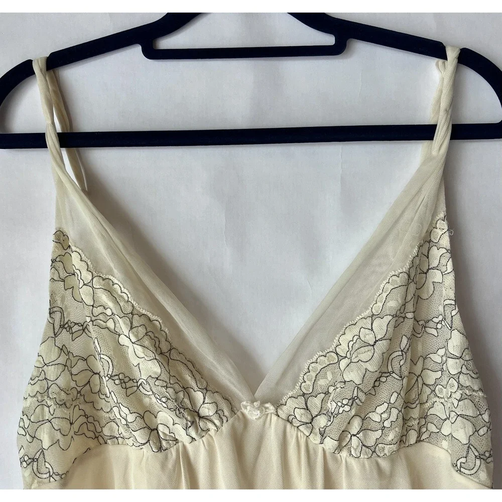 Oscar de la Renta vintage oscar